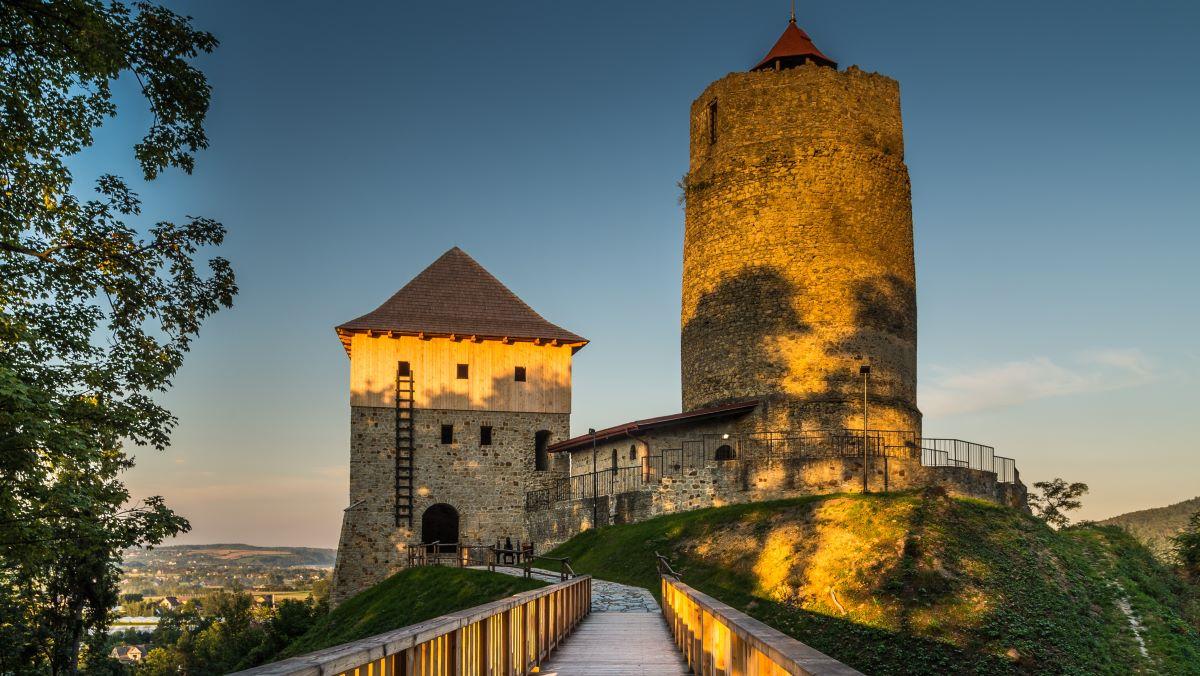Zamek w Czchowie – forteca odwiedzana przez wielu władców