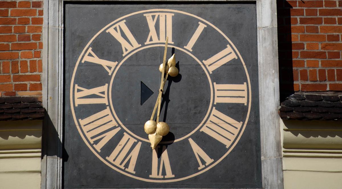Odmierza czas od 500 lat. O najstarszym działającym zegarze w Polsce