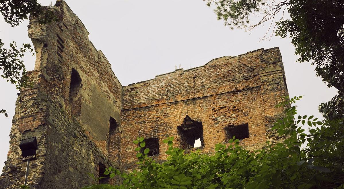 Melsztyn – ruiny zamku z duchem rycerza Spytka