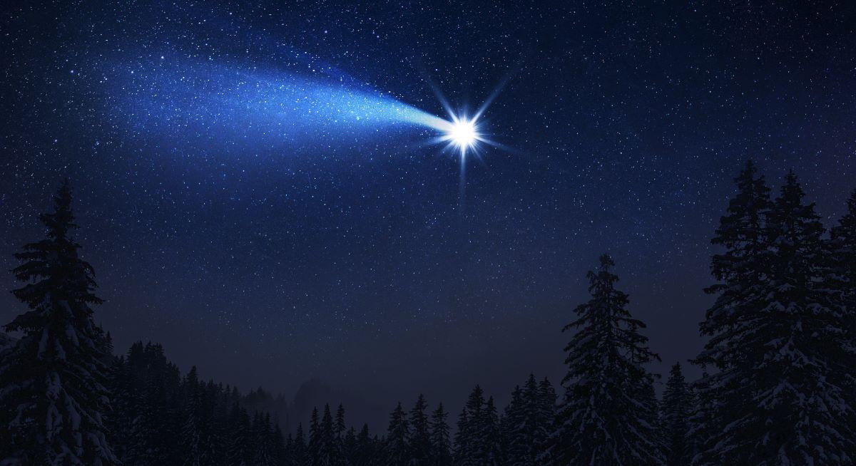 Pierwsza gwiazdka w Wigilię: gwiazda, kometa czy planeta? Czego wypatrywać na niebie?