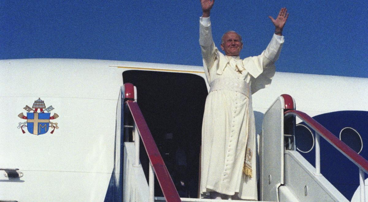 Jakim pasażerem był Jan Paweł II?