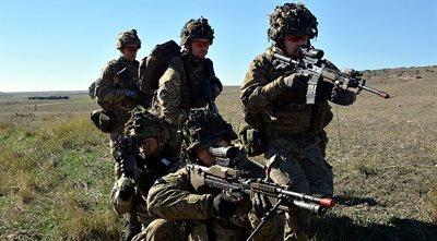 Ćwiczenia spadochronowe NATO. 11 żołnierzy zostało rannych