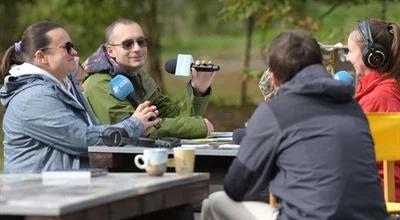 Z mikrofonem w Białowieskim Parku Narodowym