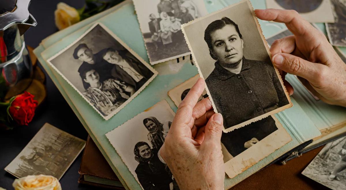 Karolina i Kinga docierają do korzeni. Reportaż "Tropicielki" [POSŁUCHAJ]