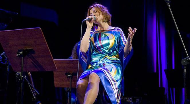 Połamane rytmy na koncercie Agnieszki Hekiert (WIDEO)