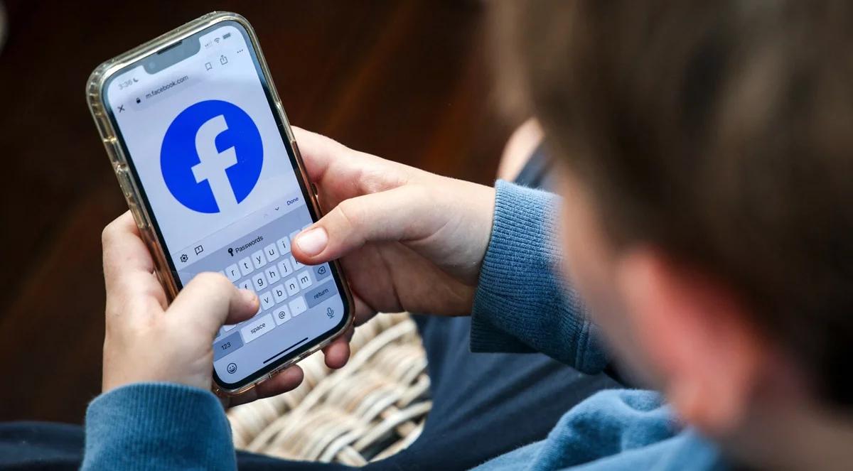 Życie po skasowaniu social-mediów. Czy jest do czego wracać? Rozmowa w Trójce