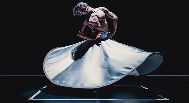 Ziya Azazi - tancerz, który dzięki derwiszom łączy przeszłość i przyszłość 