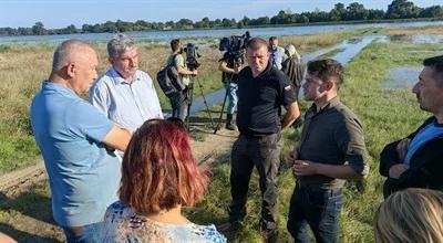 Rządowa pomoc dla rolników po powodzi. "Będzie darmowe paliwo, osuszacze, badanie gleby"