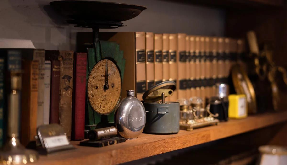 Nowe życie przedmiotów z przedwojennego Wrocławia. Reportaż "Przysposobione" [POSŁUCHAJ]