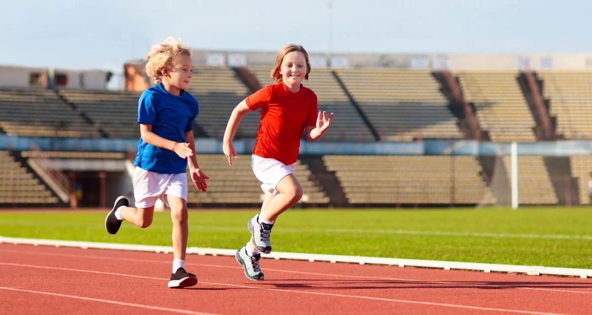 Sport i dobra dieta to podstawa zdrowia. Najmłodszych uczy tego program "Lekkoatletyka dla każdego"