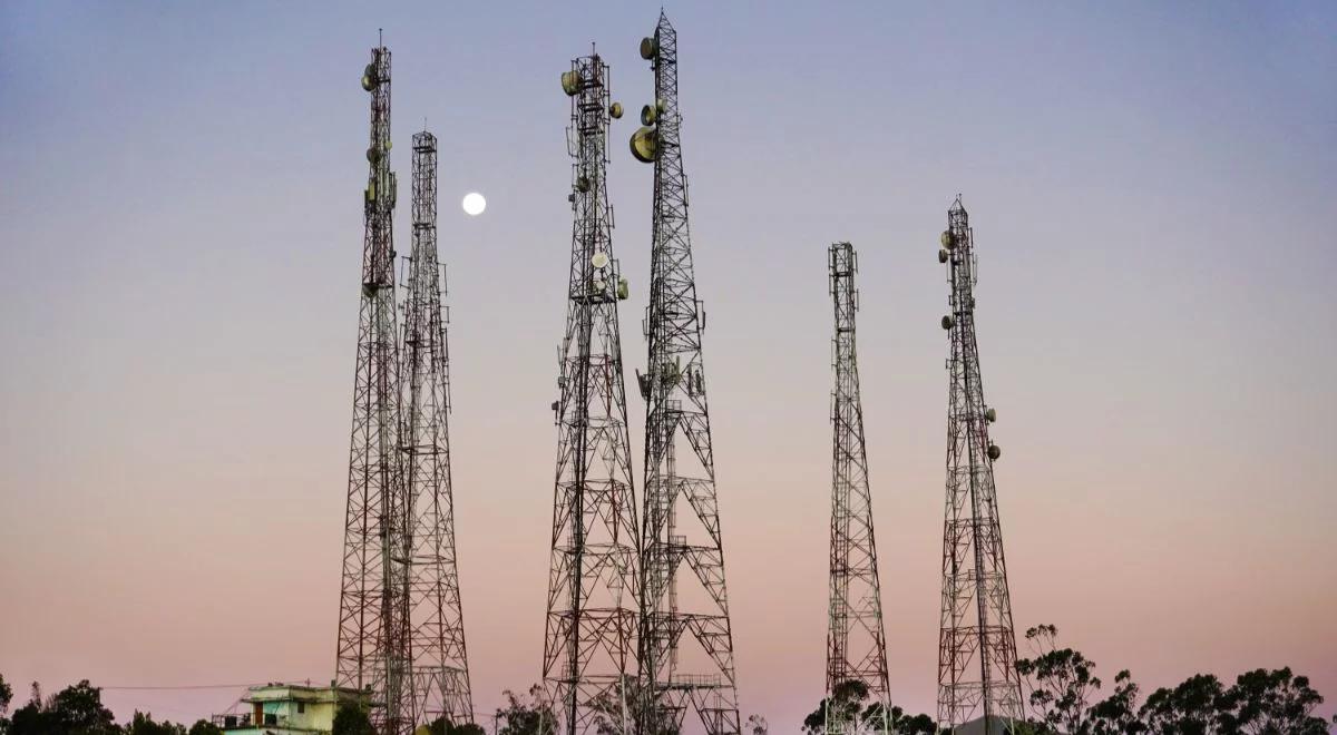 Historyczny projekt NASA. Jeszcze w tym roku na Księżycu ma powstać sieć komórkowa