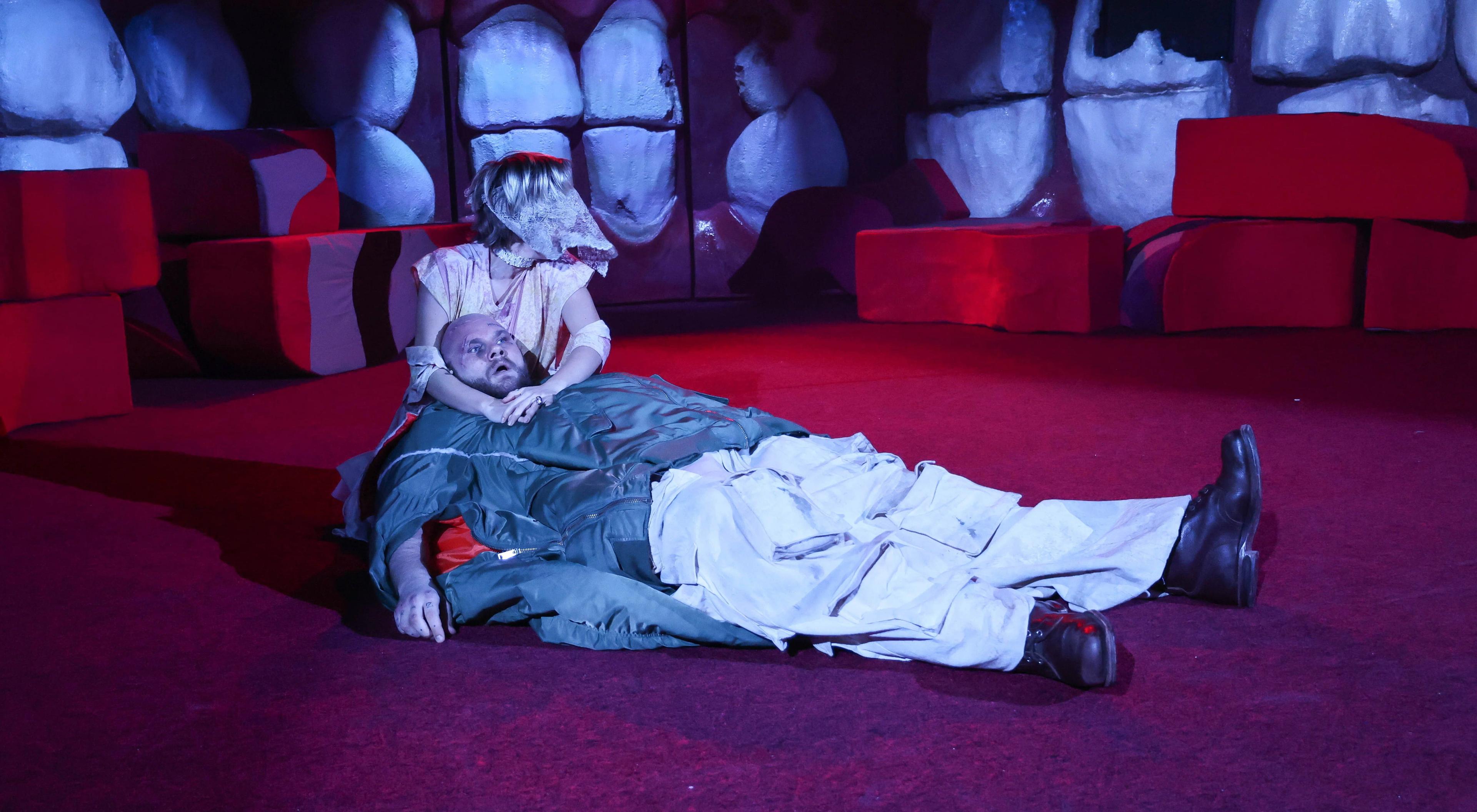 O ambicji, która staje się uzależnieniem. "Niewyczerpany żart" w Teatrze Narodowym