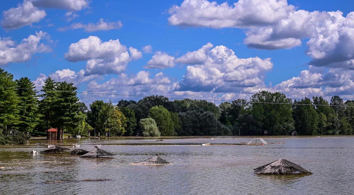 Walka z wodą w Chorwacji. Czy to bezpieczne miejsce dla turystów? 