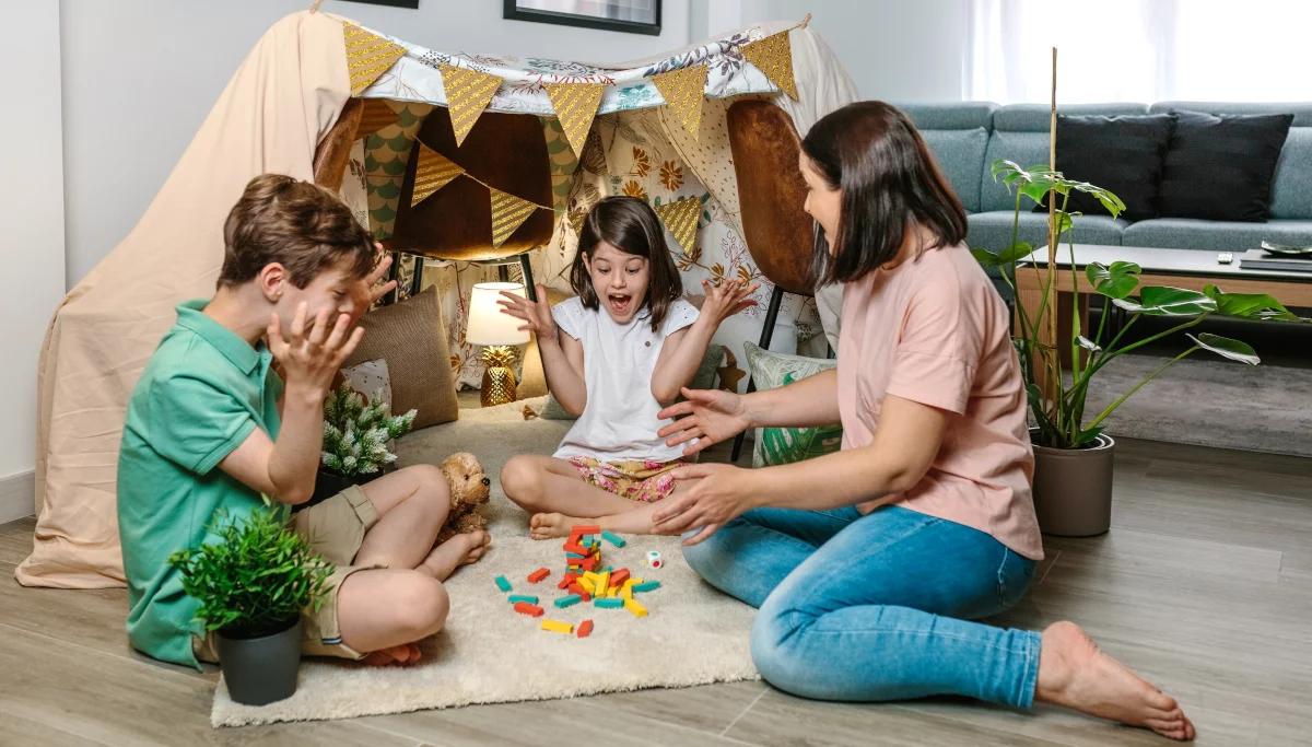 "Klub Trójki" o współczesnych rodzinach w Dniu Praw Rodziny 