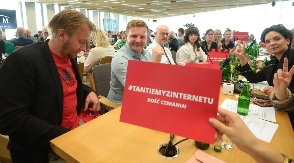 Twórcy walczą o tantiemy ze streamingu. "Nie domagamy się pieniędzy od rządu i widzów"