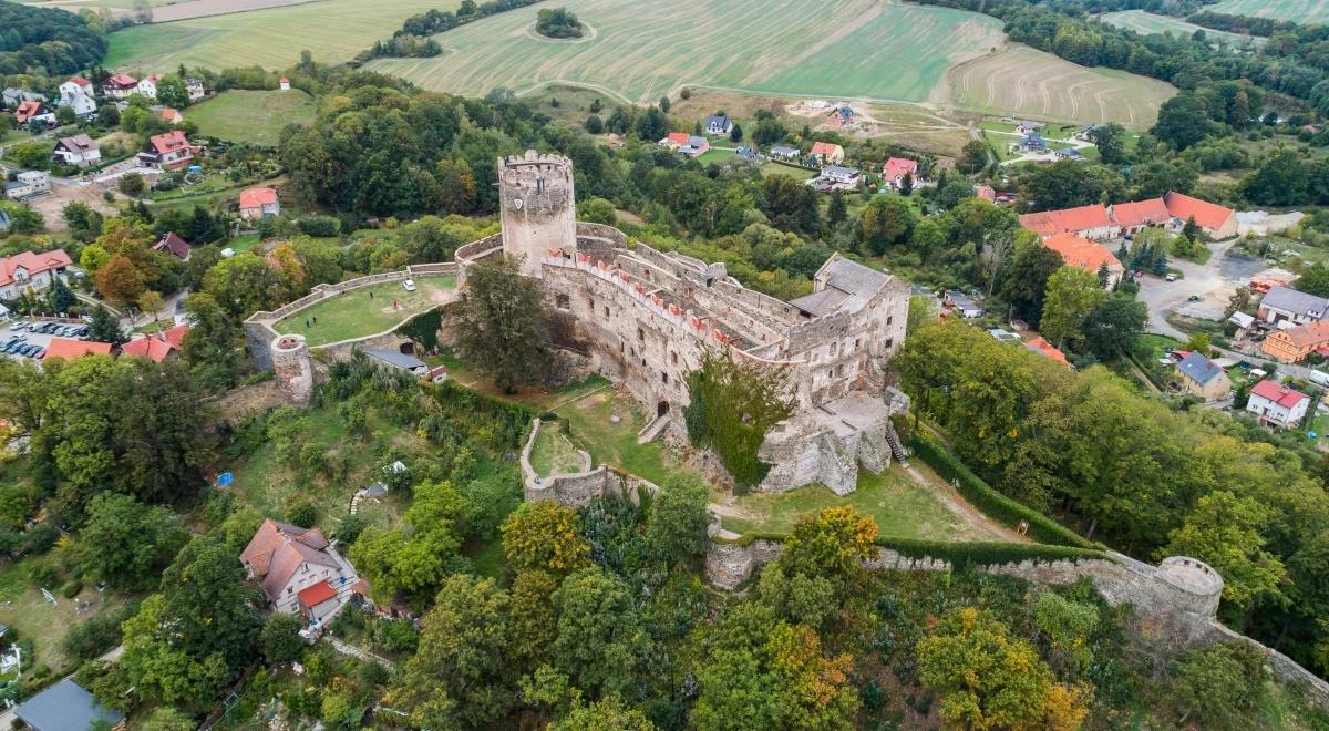 W Bolkowie legendy opowiadają... ławki