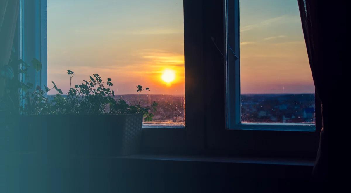 Zatrzymać ciepło w budynku. Fizycy PAN opracowali specjalne powłoki termoizolacyjne