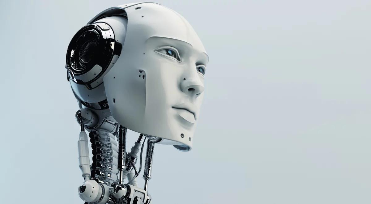 Clone, człekokształtny robot polskiego studenta