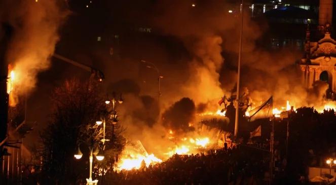 "Janukowycz ma tratwę ratunkową rzuconą ze wschodu"