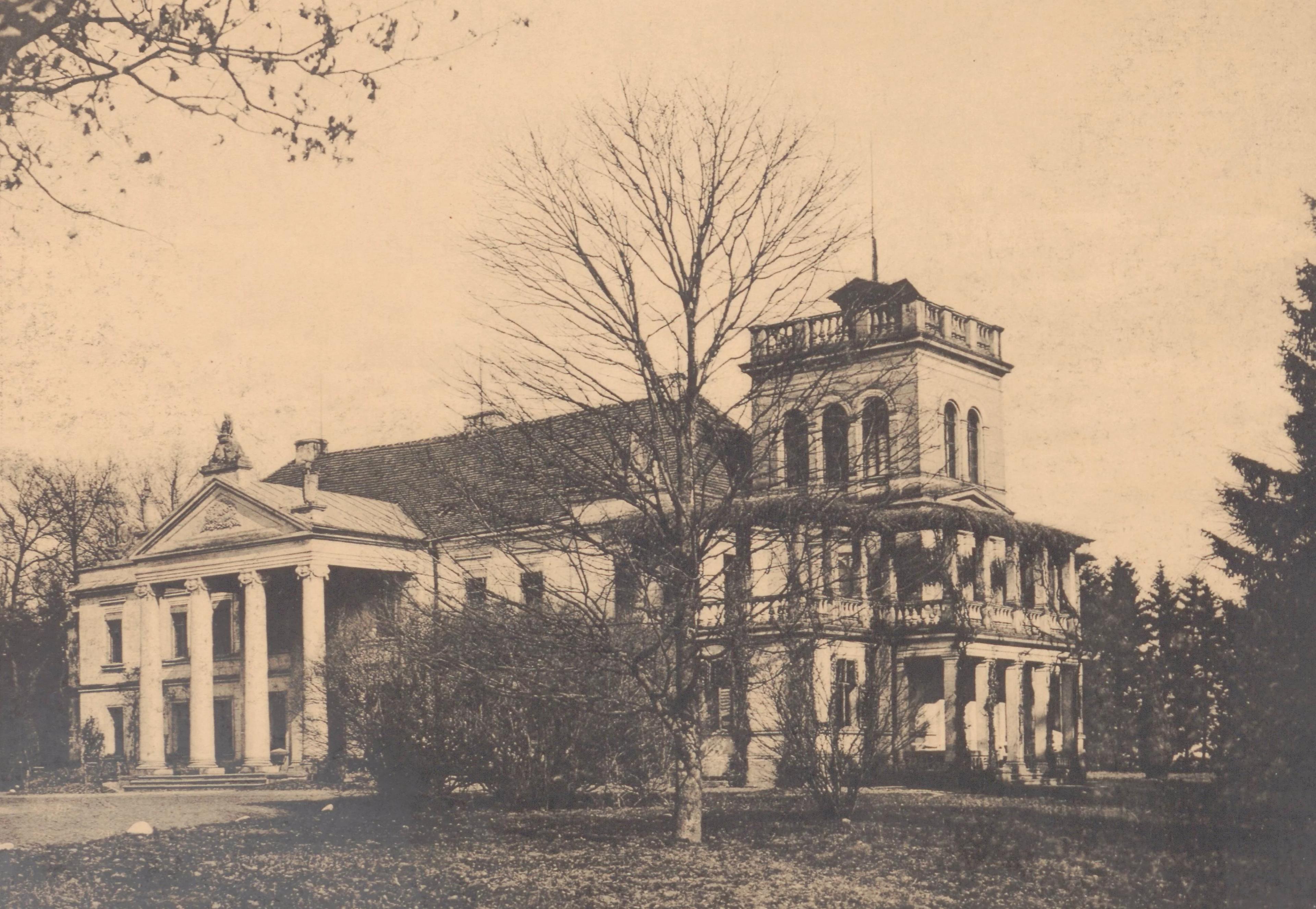 Pałac Rostworowskich w Gębicach: dom polskich patriotów