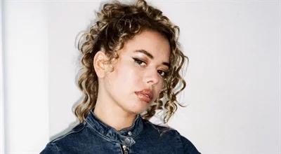 Nilüfer Yanya z nagraniem "Mutations"