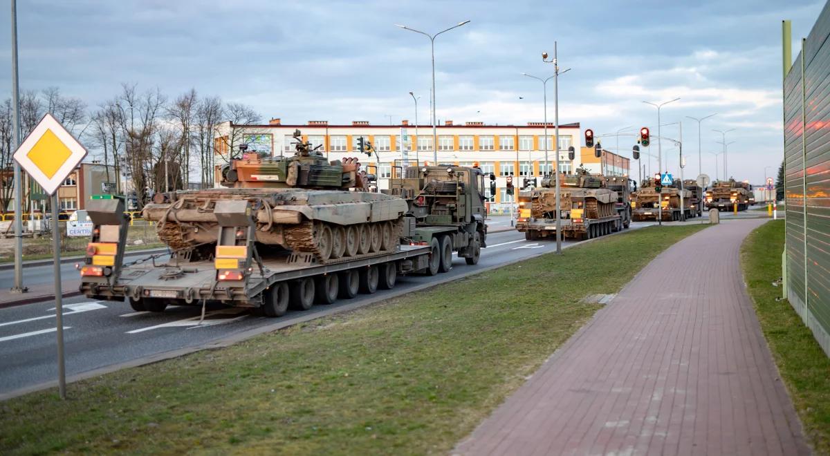 Uwaga! Czołg jedzie! Jak powinni zachować się inni uczestnicy ruchu?