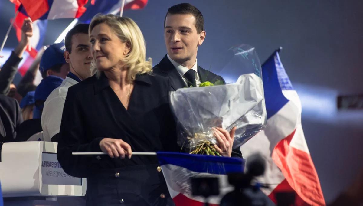 "Klub Trójki". W jakim kierunku zmierza Francja? Czy prawica przejmie władzę nad Sekwaną?