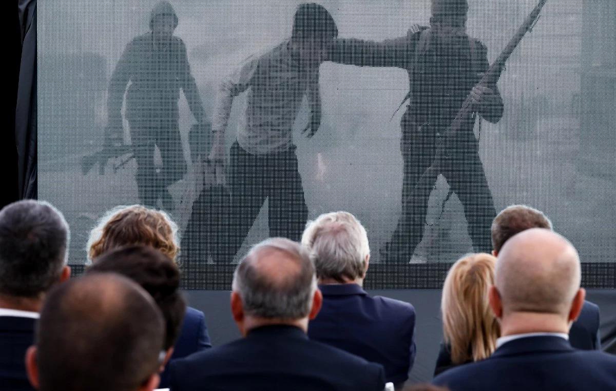 "Pożoga" i "Wojna". Stern, Szapocznikow i Hasior w Kordegardzie