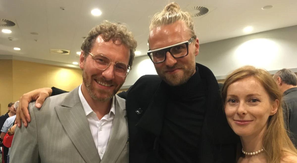 "Trójka pod księżycem" – L.U.C. i malarska wersja "Chłopów" na festiwalu w Gdyni