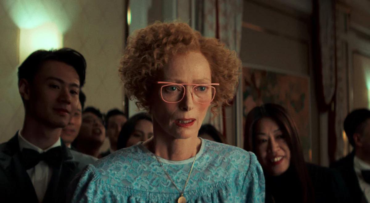 Colin Farrell i Tilda Swinton w dramacie "The Ballad of a Small Player". Zobacz trailer