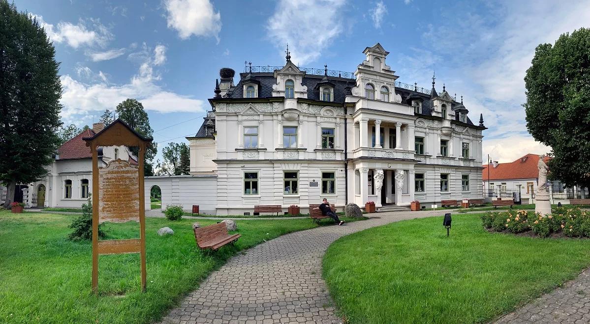 Okazały pałac w Supraślu – pamiątka po rodzie Buchholtzów