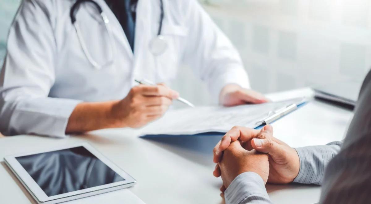 Czy waga pacjenta ma znaczenie? Jak dokładnie lekarze powinni nas badać?