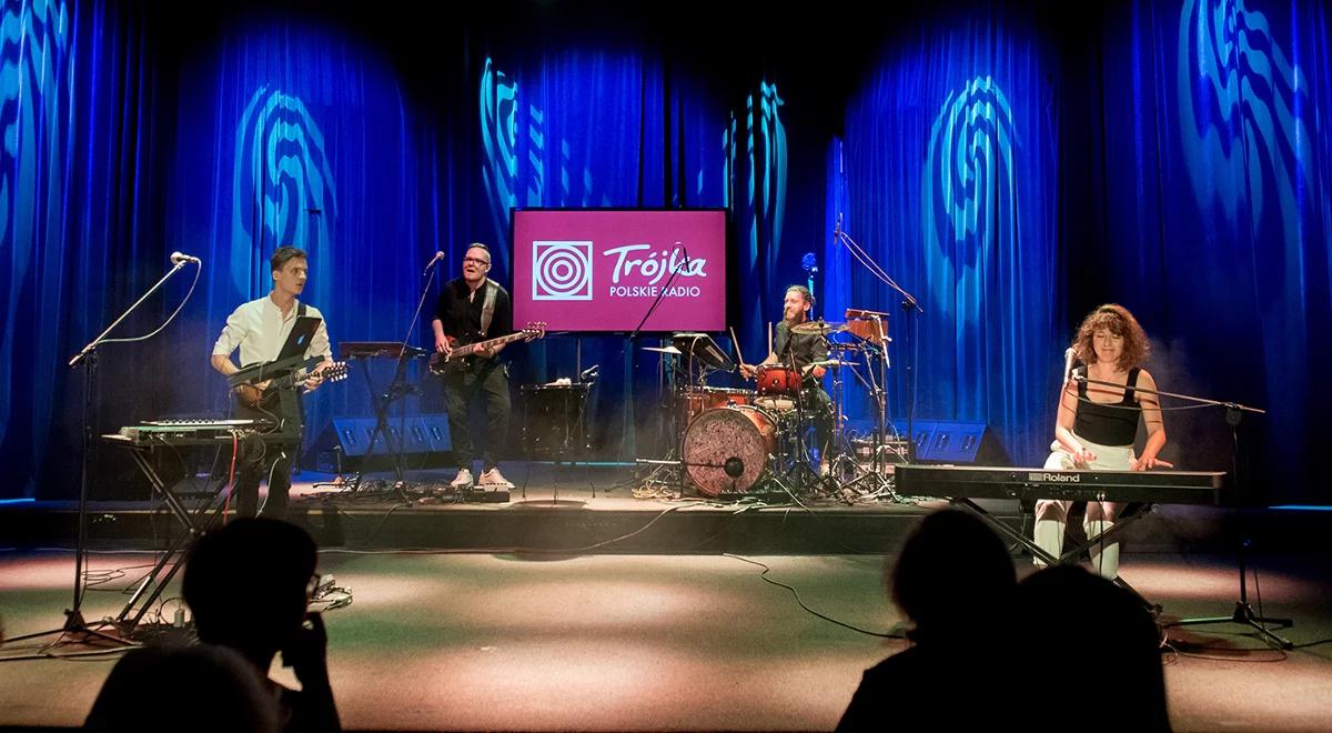 Nowoczesny folk Kwiatu Jabłoni w Trójce!