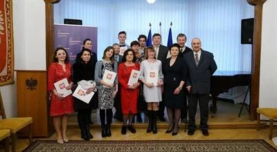 "Potwierdzenie polskiej tożsamości". Przyznano pierwsze Karty Polaka w Czechach