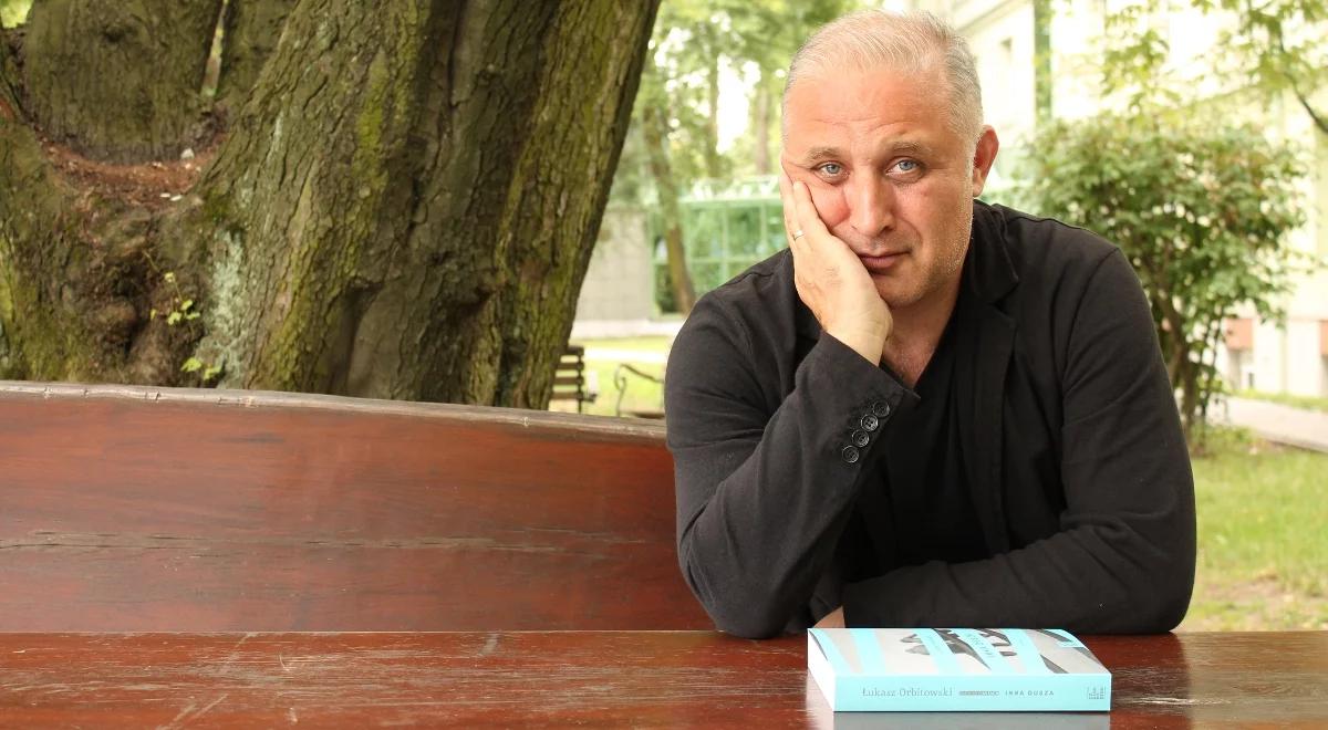 Nowa powieść Łukasza Orbitowskiego w Trójce 