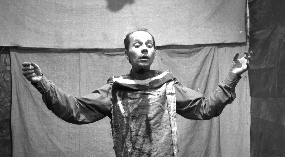 Miron Białoszewski. Czy naprawdę był "twórcą osobnym"?