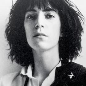 Patti Smith - "Because the Night" . Hymn stęsknionych kochanków