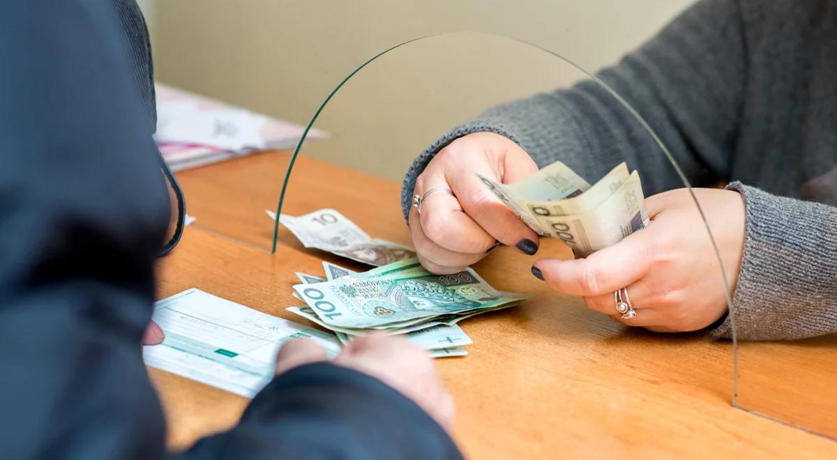 Czy w Polsce należy wprowadzić dochód gwarantowany?