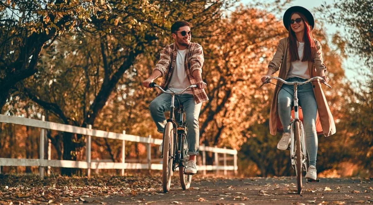 Jesień: piękna i kapryśna zarazem pora roku. Jak ją przeżyć aktywnie i w dobrej formie?