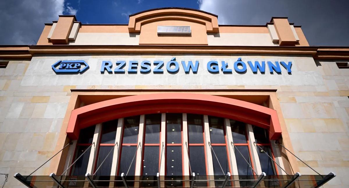 Mozaika odsłonięta po latach. Niezwykłe odkrycie na dworcu w Rzeszowie