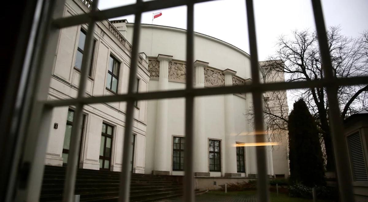 Opozycja spędziła święta w Sejmie. "To była próba puczu"?