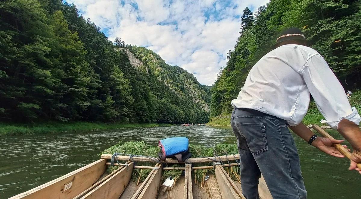 Jak pienińscy flisacy zmagają się z żywiołem. Reportaż Moniki Chrobak