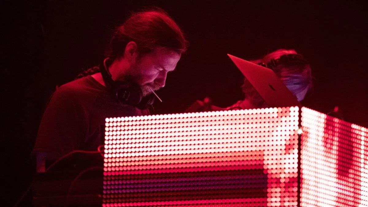 Niezapowiedziana premiera od Aphex Twina. Nowe utwory już dostępne