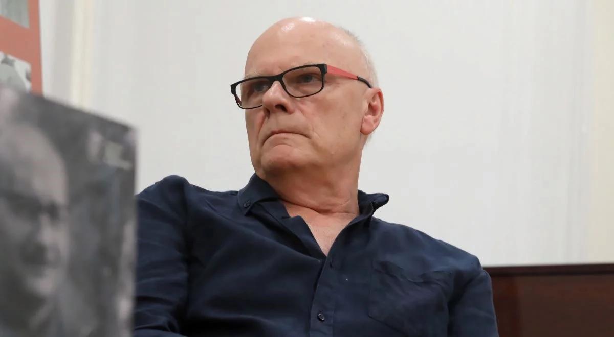 W jakich warunkach rodzi się zło? W Trójce rozmowa z Maciejem Drygasem 