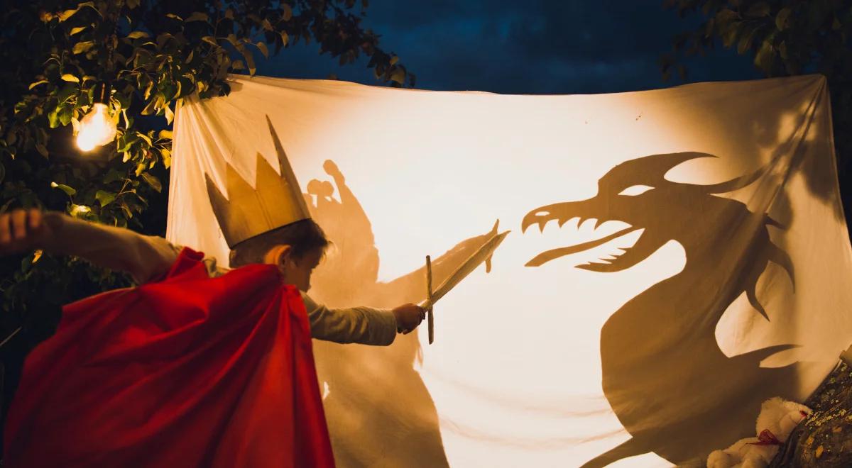 Spotkanie z nowoczesną sztuką teatru lalek to fascynująca przygoda