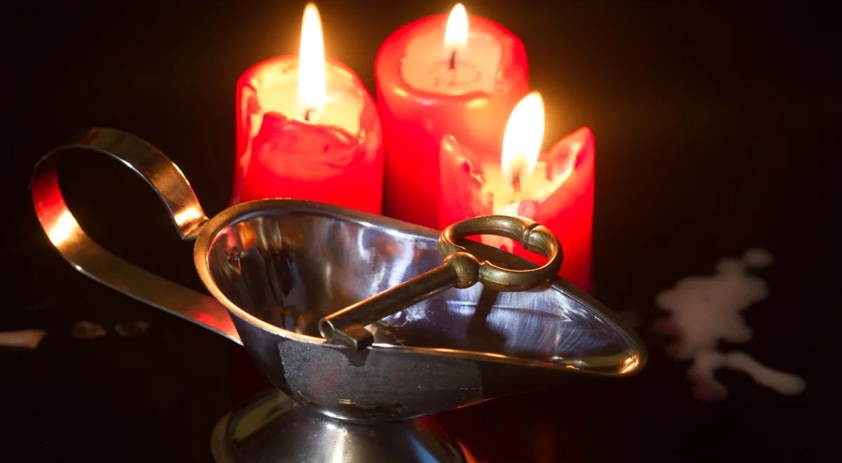 Czy w obecnych czasach tradycja andrzejkowych wróżb ma jeszcze sens?