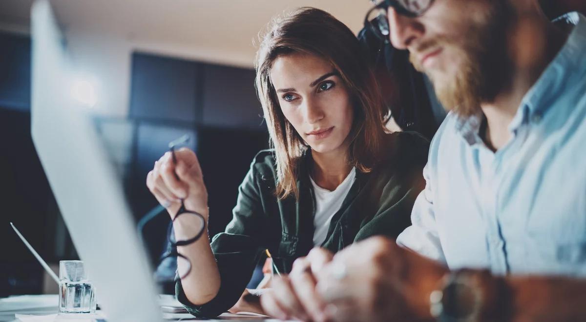 Chętni do pracy poszukiwani. Rynek otwiera się na nowych pracowników