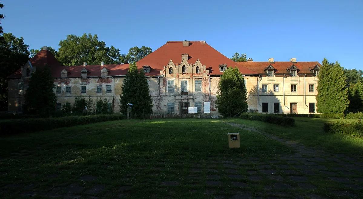 Pałac w Sztynorcie – ulubione miejsce relaksu Ignacego Krasickiego