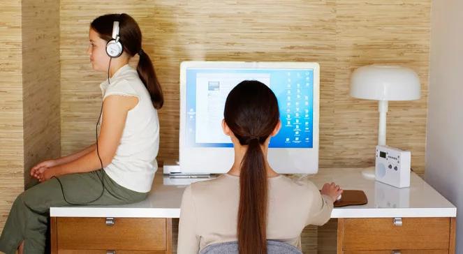 Jak spokojnie "odciąć pępowinę"? Pamiętaj, że "dziecko jest gościem"