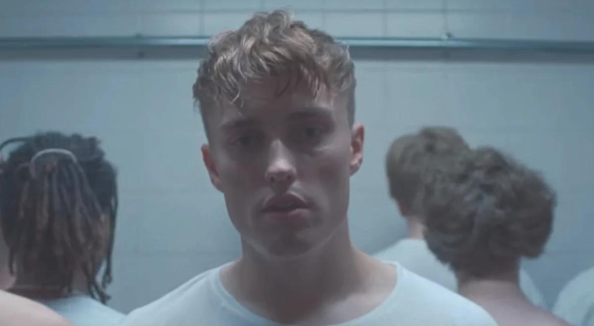 Sam Fender "Play God"